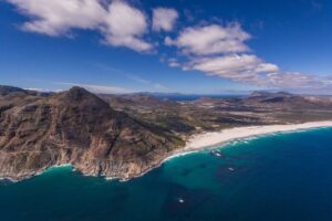 Cape Town: 25min Helicopter Flight with Complimentary Boat Cruise - From Camps Bay and Clifton to Hout Bay: why the coastline looks totally different above