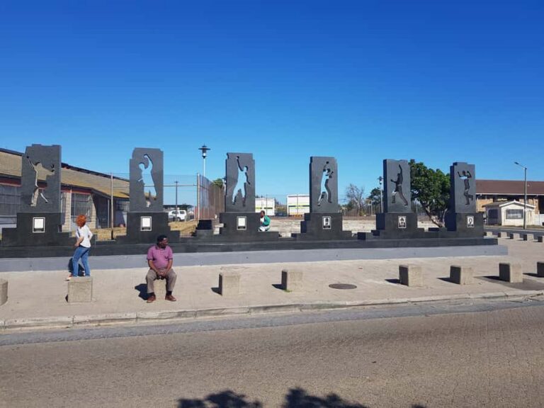 Cape Town: Authentic 3–4 Hour Cultural Township Experience - Walking the township: hostels, shacks, and the importance of pacing