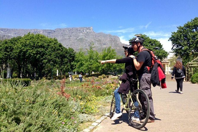 Cape Town City Cycling Tour - Stop 3: Greenpoint Biodiversity Garden and the Smell Test