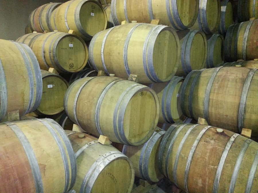 Cape Town: Full-Day Winelands Tour with Wine Tastings & Food - What the cellar tour and tastings actually do for you