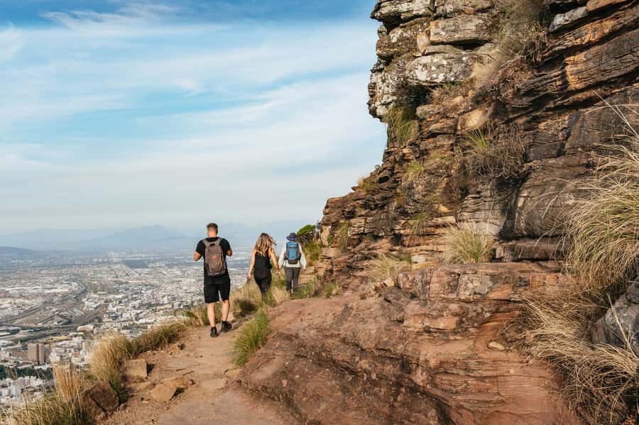 Cape Town: Guided Lion's Head Hike at Sunrise or Sunset - What you’ll see on the way up (and why it’s worth pausing)