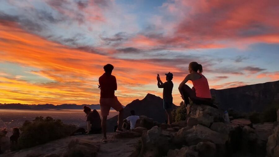 Cape Town: Lion's Head Sunrise or Sunset Hike - Why the Guides Matter More Than You Think