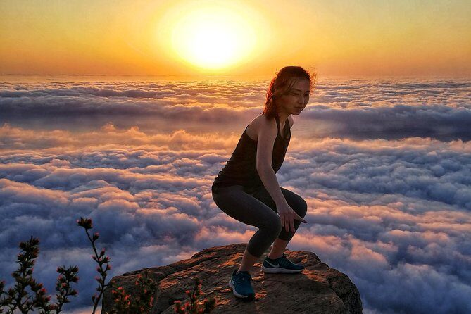 Cape Town: Lion's Head Sunrise/Sunset Hike - What you’ll do at the stops: views, photo spots, and local storytelling