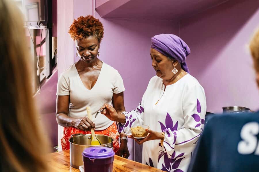 Cape Town: Malay Cooking Class and Lunch in Bo-Kaap - What You’ll Actually Cook: Curries, Roasts, and Hands-On Basics