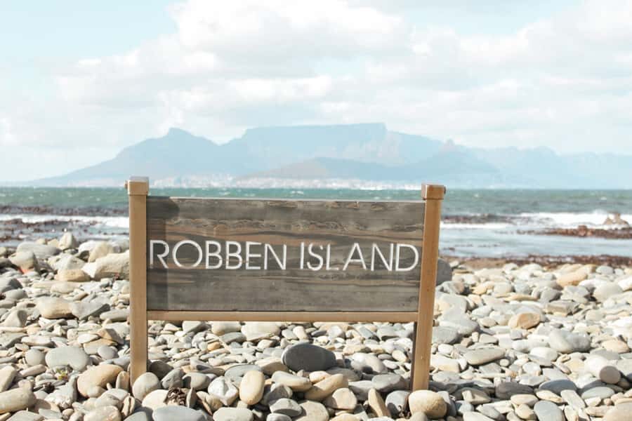 Cape Town: Robben Island Ferry Tour with 1-Way Hotel Pickup - From your hotel to the harbor: how the day runs