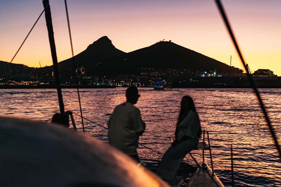 Cape Town: Sunset Catamaran Cruise on Table Bay with Bubbles - Why this Table Bay sunset feels special