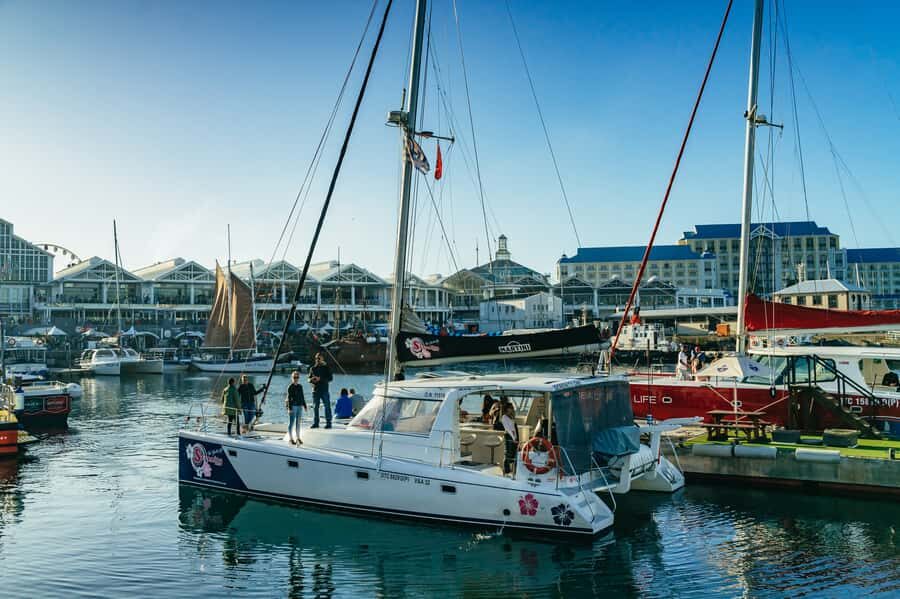 Cape Town: Sunset Champagne Cruise and 3-Course Dinner - Dinner after the sail: City Grill vs. the Raj (and how to choose)