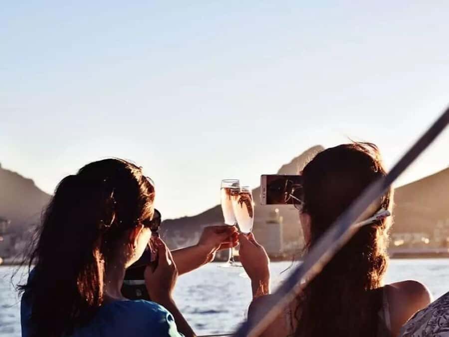 Cape Town: Sunset Champagne Cruise - From Waterfront Check-In to Getting On Board