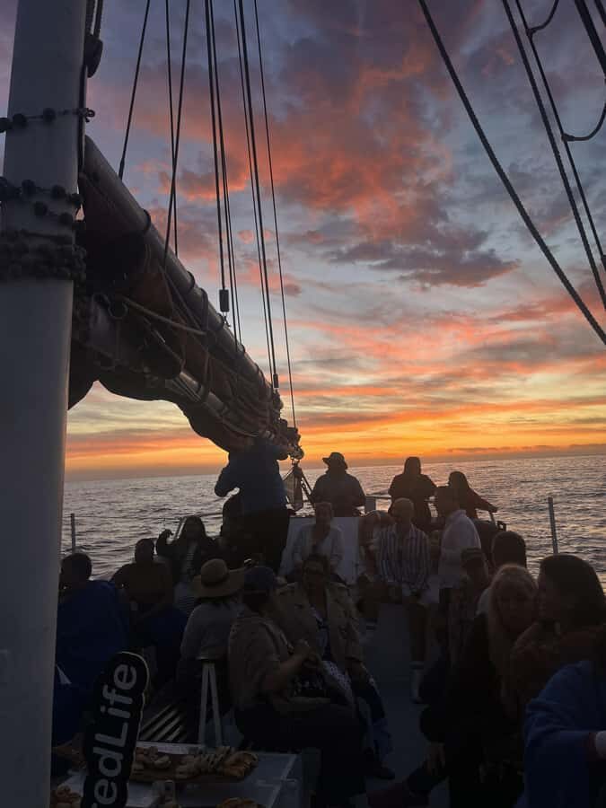 Cape Town: Sunset Cruise from V&A Waterfront with Bubbly - FAQ