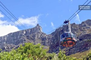 Cape Town: Table Mountain Cable Car, Hop-On Hop-Off Bus Tour - Getting started at the V&A Waterfront Stop 1 (or going straight to the cable car)