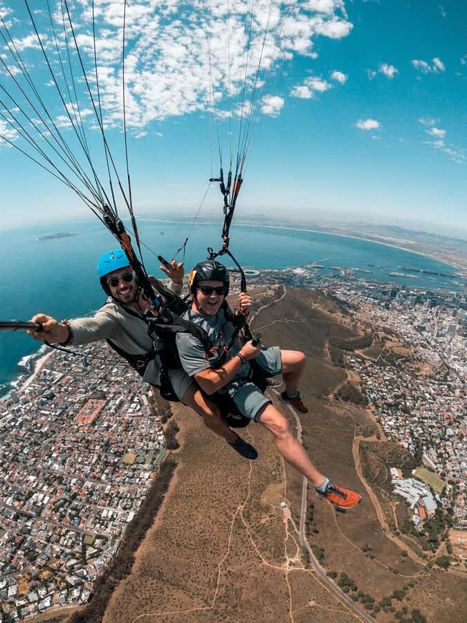 Cape Town: Tandem Paragliding Flight with the Experts - Meeting at Signal Hill: finding the crew and getting set up