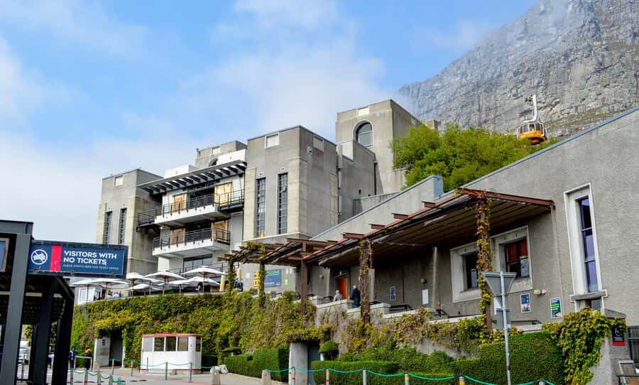 Cape Town Uncovered : Half-Day City Tour and Table Mountain - Price and value: why $52 can work (if you plan around the ticket)