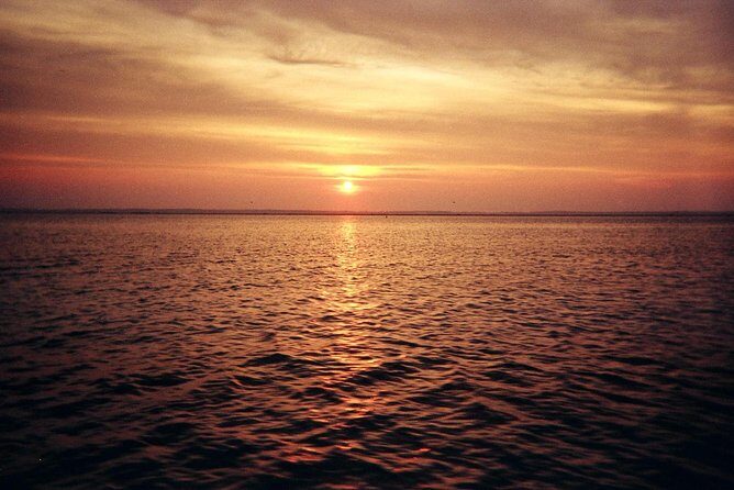 Champagne Sunset Sail in St. Lucia - The sunset clock: what 5:00 pm buys you