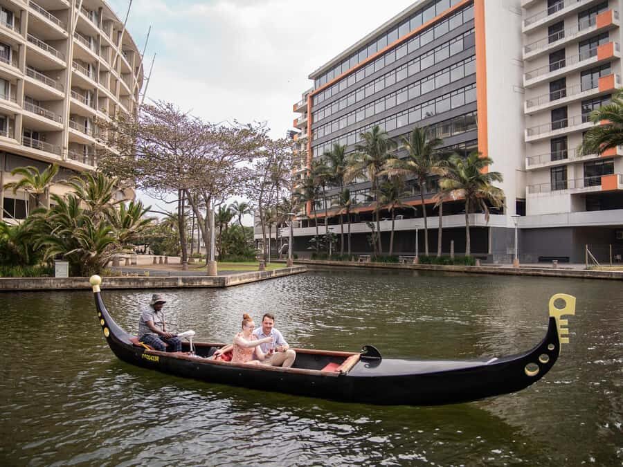 Durban: Gondola Ride - Day vs night: which mood fits you