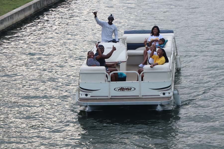 Durban Point Waterfront: Luxury Canal Boat Cruise - Price and value: how $9 stretches in Durban