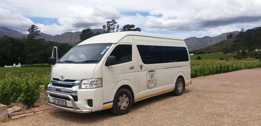 From Cape Town: Stellenbosch Four Estate Full-Day Wine Tour - Guide and Group Size: Why the Day Stays Fun