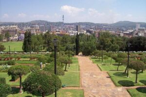 Half Day Pretoria City Tour from Johannesburg or Pretoria - Stop 1: Pretoria basics and Church Square architecture
