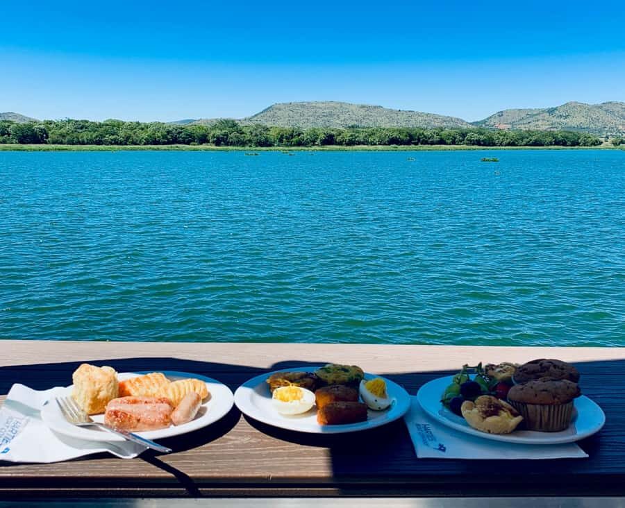Hartbeespoort: 2-Hour Dam Cruise with South African Food - Quick hits