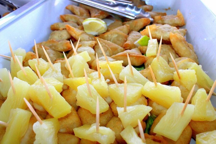 Hartbeespoort: 2-Hour Dam Cruise with South African Food - South African food onboard: more than a snack