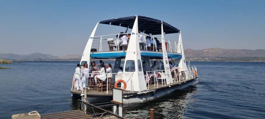 Hartbeespoort Dam: 1 Hour Standard Scenic Boat Cruise - Cash bar and snack planning: what to budget for
