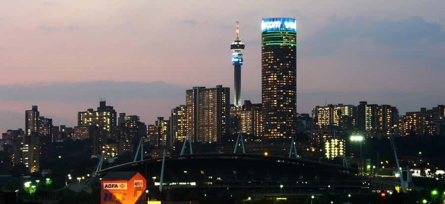 Jo'berg in 1 Day: Soweto, Apartheid Museum & City Tour - From pickup to Soweto: a day that starts with context