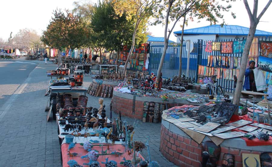 Jo'berg in 1 Day: Soweto, Apartheid Museum & City Tour - Constitution Hill: the Human Rights Precinct with a guided route