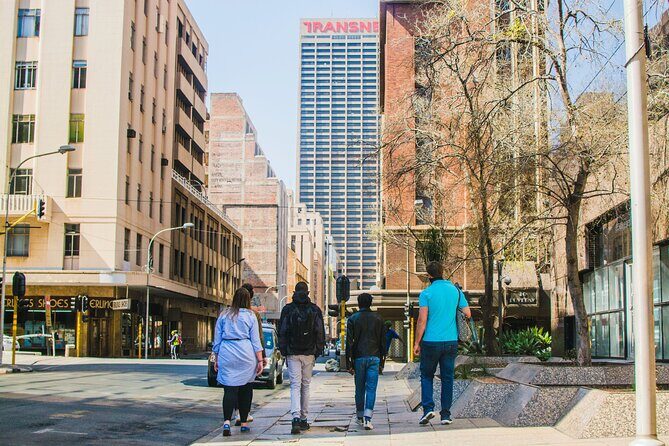 Johannesburg: City Centre Walking Tour - Mandela Bridge viewpoints and the finish in Braamfontein