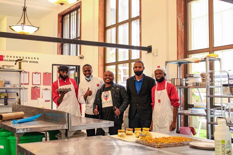 Johannesburg: Local Food Tasting Guided Walking Tour - Key highlights I’d center in my planning