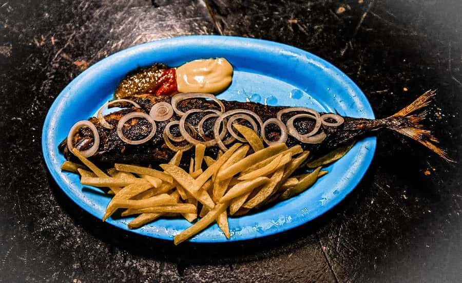 Johannesburg: Local Food Tasting Guided Walking Tour - Yeoville vs. Maboneng: the food walk makes sense here
