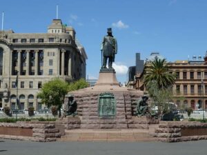Johannesburg: Pretoria and Cullinan Diamond Mine Tour - Union Buildings: South Africa’s government in plain sight
