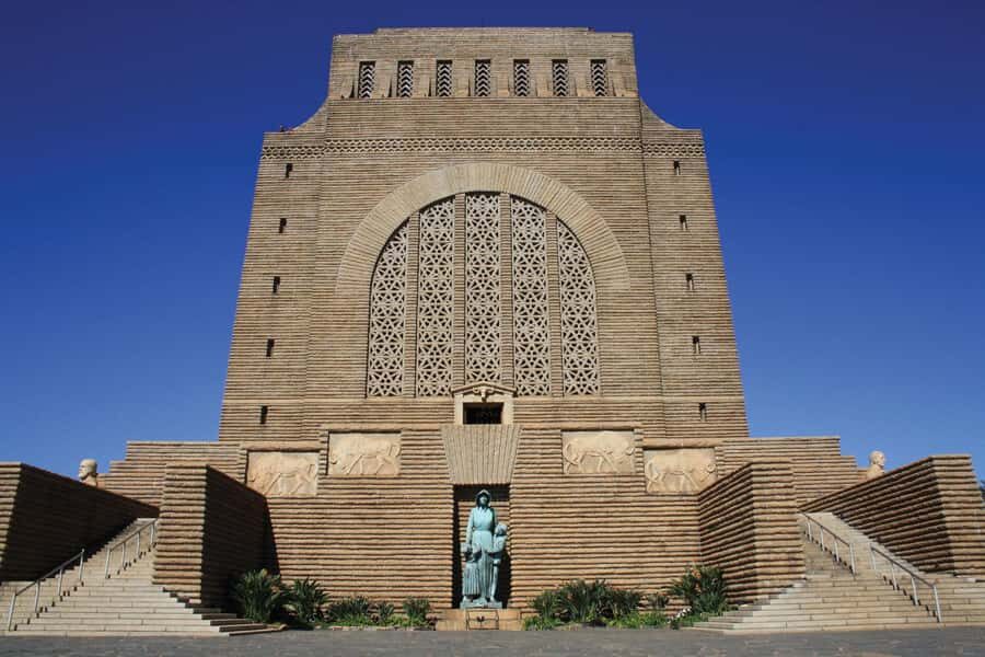 Johannesburg: Pretoria and Cullinan Diamond Mine Tour - Paul Kruger House Museum: from war-time resistance to office life