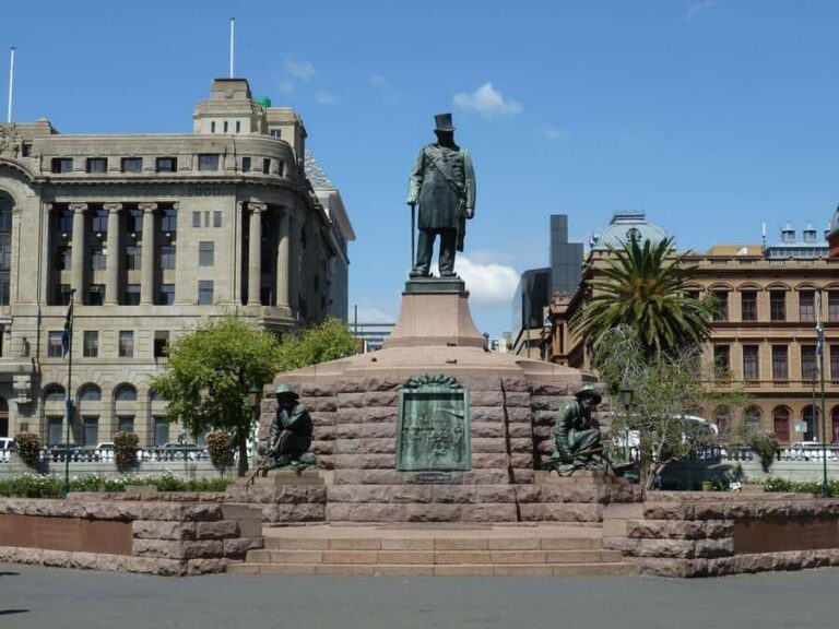 Johannesburg: Pretoria and Cullinan Diamond Mine Tour - Union Buildings: South Africa’s government in plain sight
