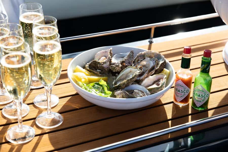 Knysna: Sunset Lagoon Cruise - Guides on board: the real difference between good and great