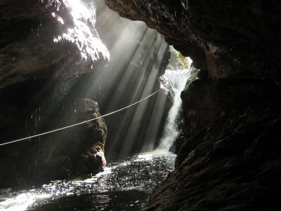 Plettenberg Bay: Canyoning Trip - River jump into reality: the first entry and the rhythm of swimming