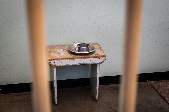 Robben Island Tour including Pick Up & Drop Off from Cape Town - Ferry Rules at Nelson Mandela Gateway: Arrive Early and Keep It Simple