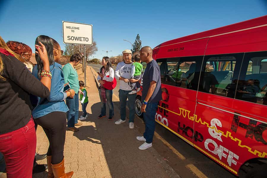 Soweto: Hop-On Hop-Off Bus, City Tour and Apartheid Museum - Key reasons this combo works so well