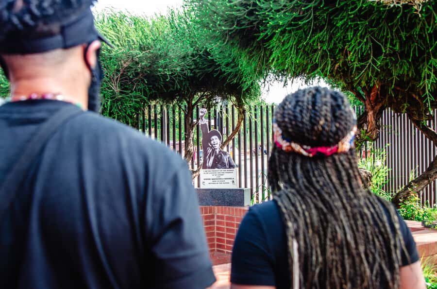 Soweto: Walking Tour with a Local Guide and Lunch - What to bring and how to handle the weather