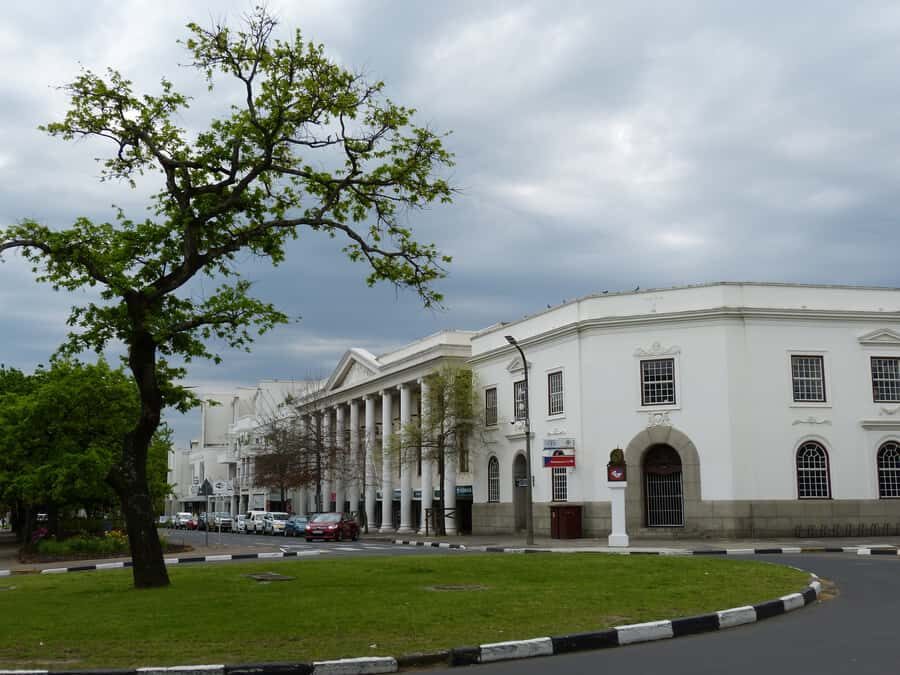 Stellenbosch: Guided Historical Walking Tour - Oak Avenues and the Mill Stream: Why the town feels different on foot