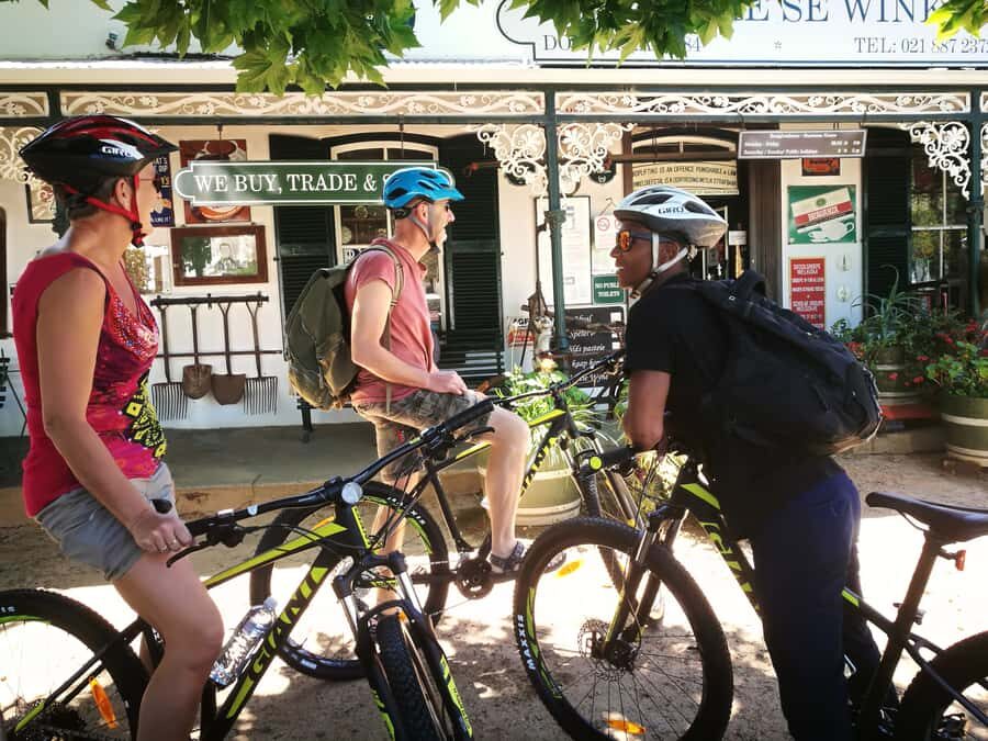 Stellenbosch: Historical Bike Tour & Wine Tasting - Start at Ou Landbousaal: what your morning bike day is really like