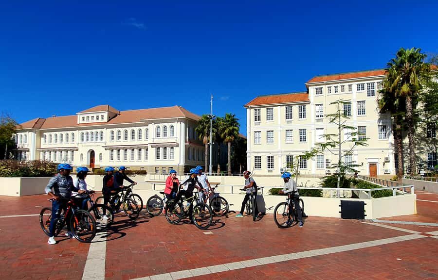 Stellenbosch: Historical Bike Tour & Wine Tasting - Guide quality and safety: why this tour feels personal