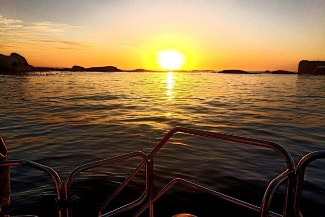 Sunset Champagne Cruise from Cape Town - Why a Sunset Sail From V&A Waterfront Hits Different